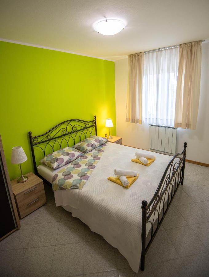 Apartments Vrenjak 2 Portoroz Exterior photo
